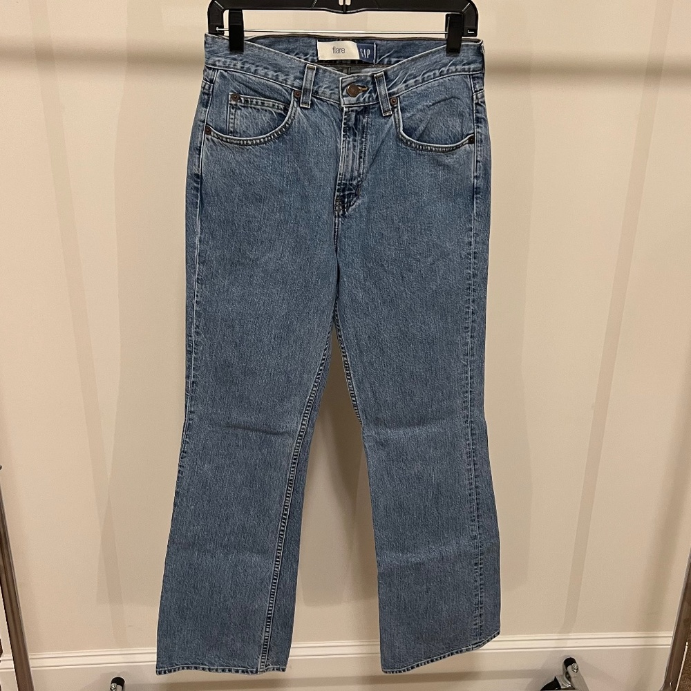 GAP Flare Women's Jeans Size 6 Regular 100% Cotton - 31.5" Inseam